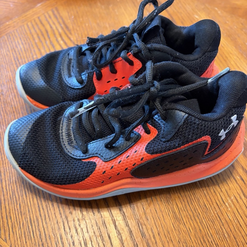Under‎ Armour Youth Toddler 13.5K Red Black Athletic Sneakers Tennis Shoes
